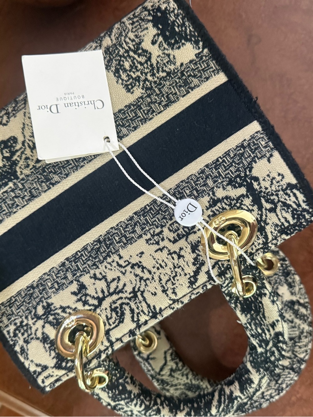Two purses excellent condition - Picture 5 of 16